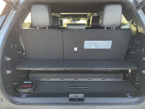 Used 2023 Toyota Sequoia Platinum image 24