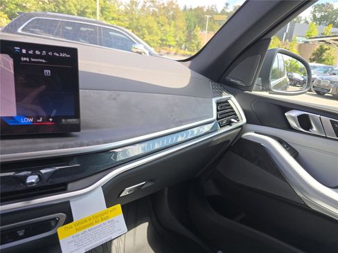 New 2026 BMW X5 xDrive40i w/ Climate Comfort Package image 26