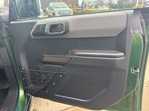 Certified 2024 Ford Bronco Black Diamond image 39