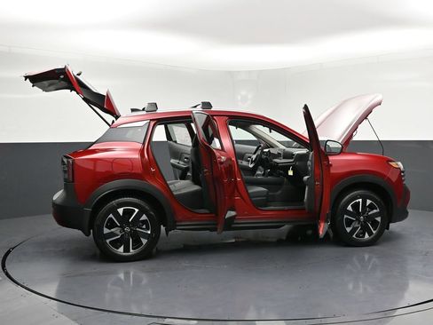 New 2026 Nissan Kicks SV w/ SV Premium Package image 33