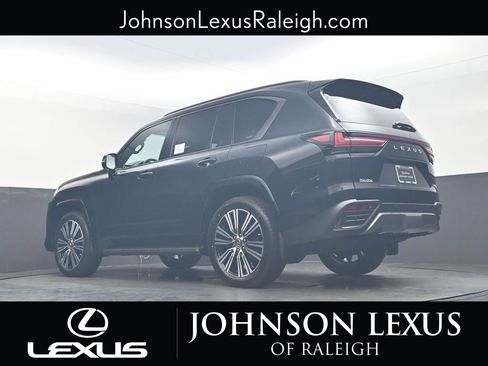 New 2026 Lexus LX 600 4WD w/ Luxury Package image 19