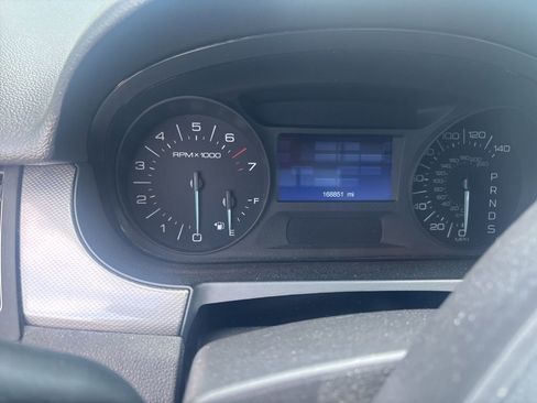 Used 2014 Ford Edge SEL w/ Equipment Group 204A FWD image 2