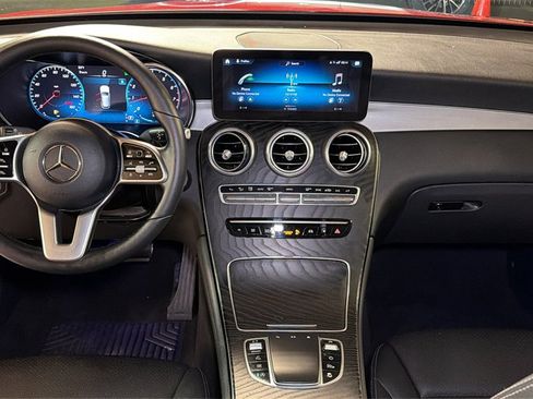 Used 2021 Mercedes-Benz GLC 300 4MATIC w/ AMG Line image 17