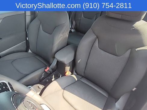 Used 2021 Jeep Renegade Sport AWD/4WD image 19