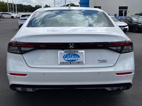 New 2026 Honda Accord Touring image 5