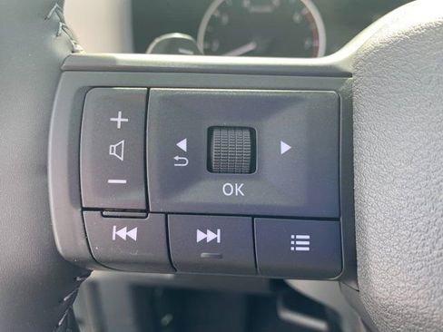 New 2026 Nissan Rogue SV w/ SV Premium Package FWD image 17