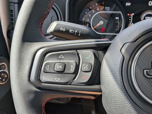 Used 2024 Jeep Gladiator Rubicon w/ Steel Bumper Group AWD/4WD image 21