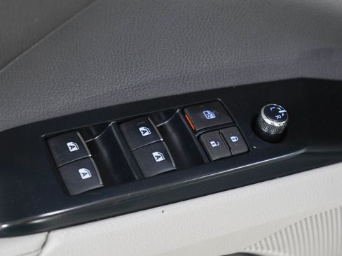 Used 2020 Toyota Camry XSE w/ Blackout Package FWD image 20