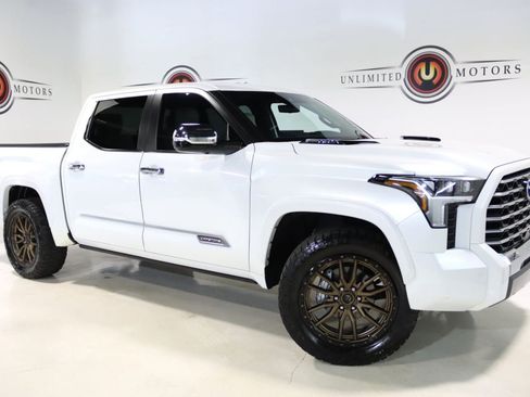 Used 2024 Toyota Tundra Capstone AWD/4WD image 6