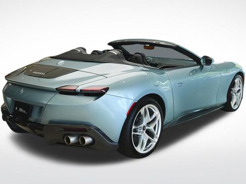 Used 2024 Ferrari Roma Spider RWD image 5