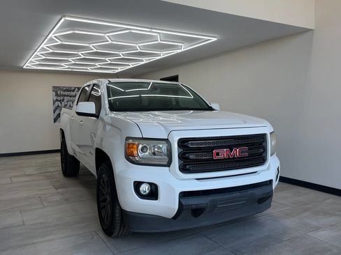 Used 2020 GMC Canyon SLE w/ Elevation Edition image 4