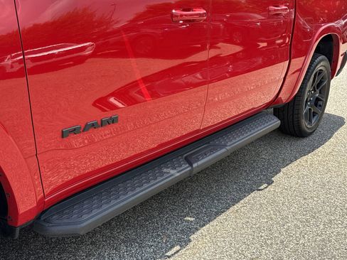 Used 2021 RAM 1500 Laramie AWD/4WD image 34