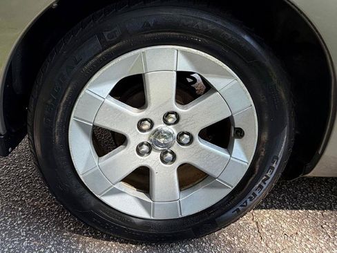 Used 2007 Toyota Prius FWD image 39