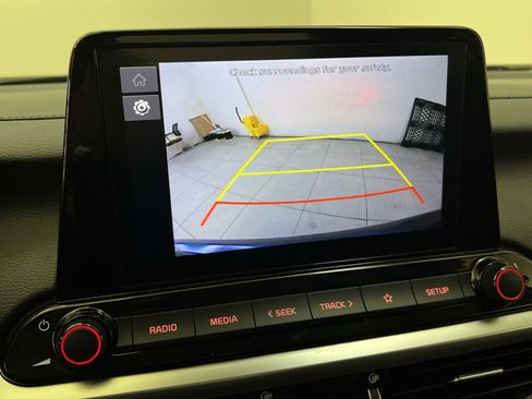 Used 2022 Kia Forte LXS w/ LXS Technology Package image 17