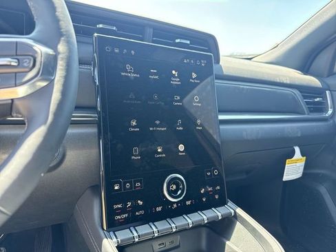 New 2026 GMC Terrain Elevation w/ Elevation Premium Package AWD/4WD image 16