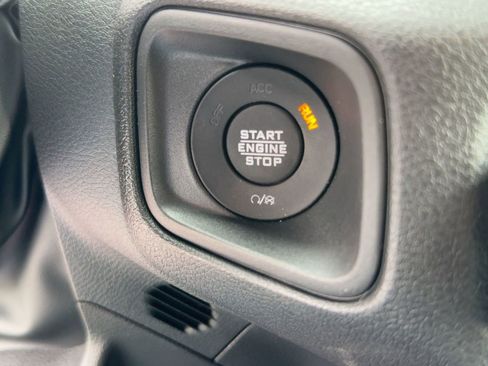 New 2025 Jeep Gladiator Sport image 25