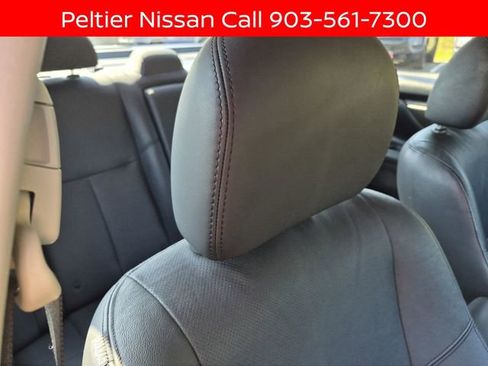 Used 2015 Nissan Altima 3.5 SL FWD image 13