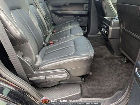 Used 2018 Ford Expedition Limited w/ Equipment Group 301A AWD/4WD image 30