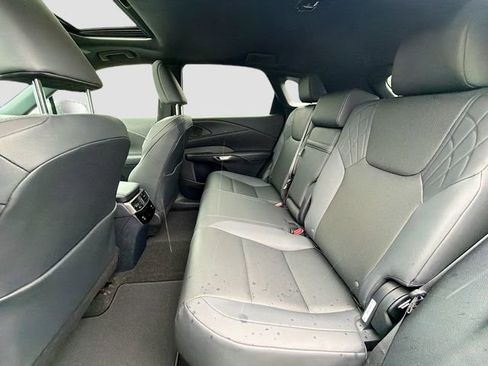 Used 2023 Lexus RX 350 Premium w/ Accessory Package AWD/4WD image 20