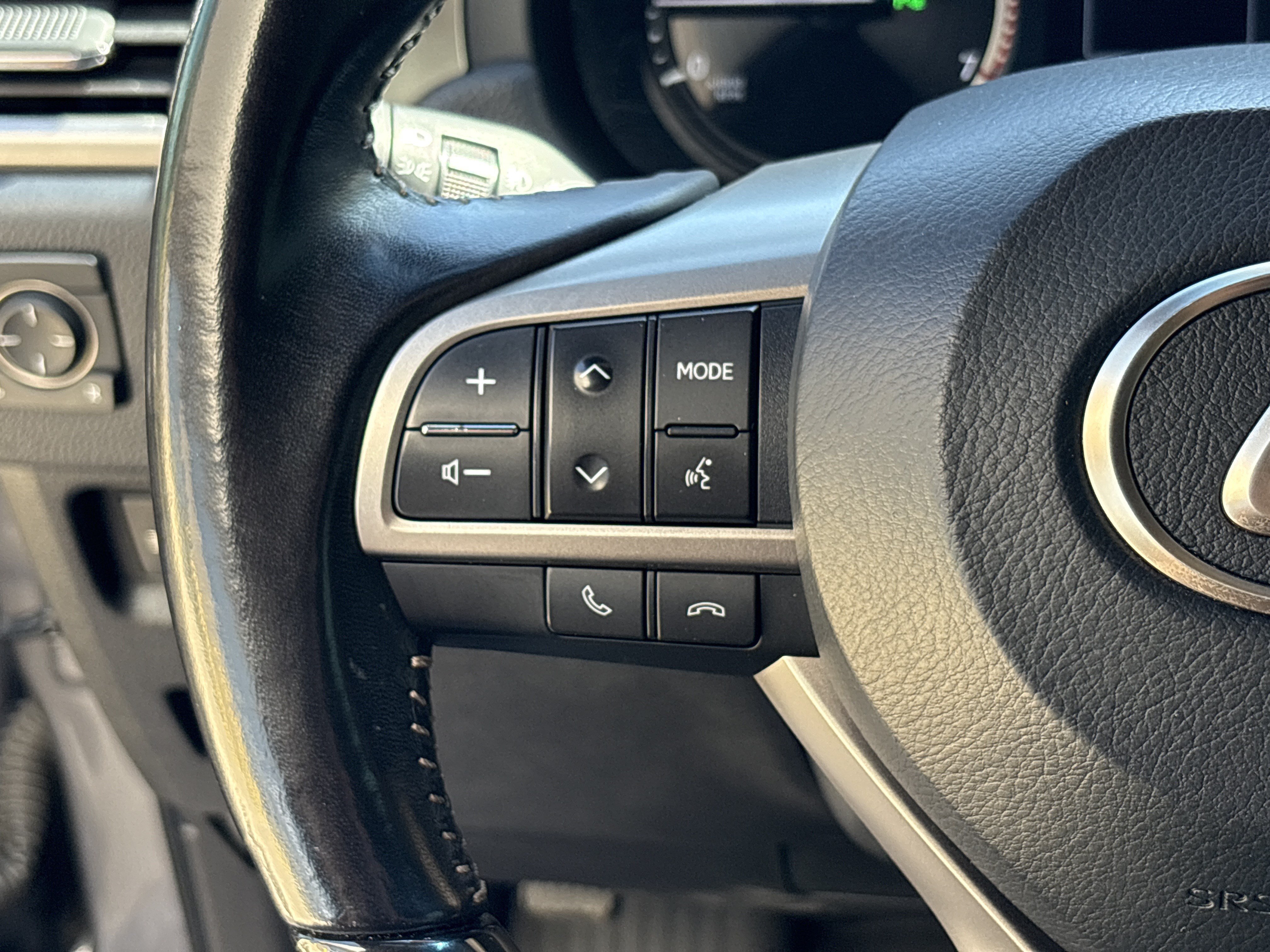 Used 2020 Lexus GX 460 Premium w/ Premium Package AWD/4WD image 19