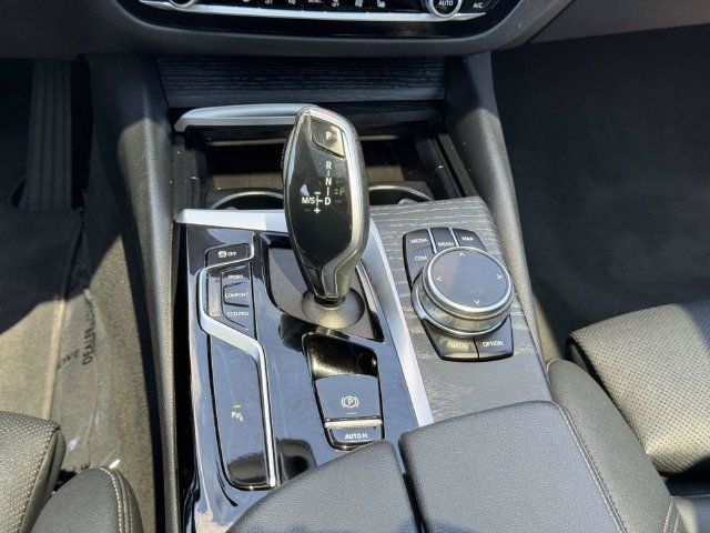 Used 2023 BMW 530i xDrive w/ Premium Package AWD/4WD image 21