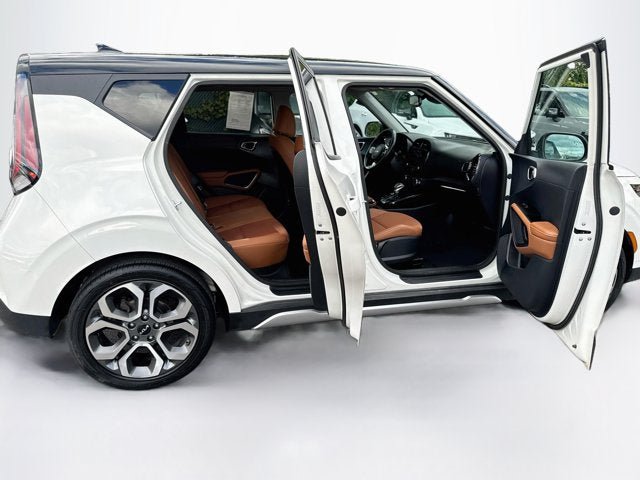 Certified 2025 Kia Soul EX FWD image 32