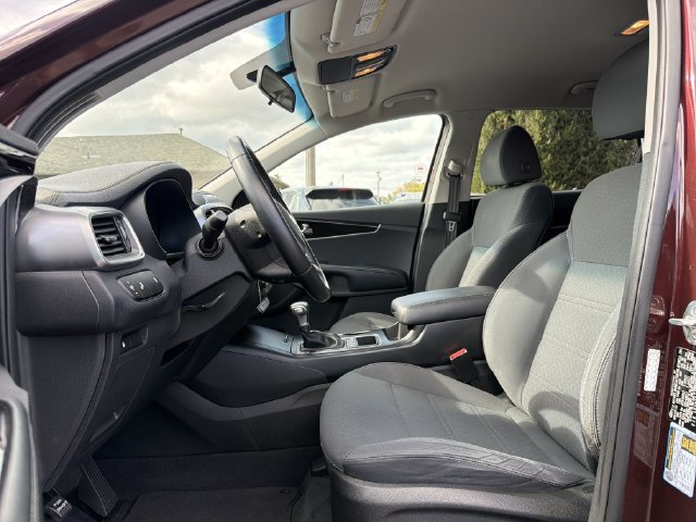 Used 2020 Kia Sorento LX w/ LX I4 Convenience Package AWD/4WD image 10