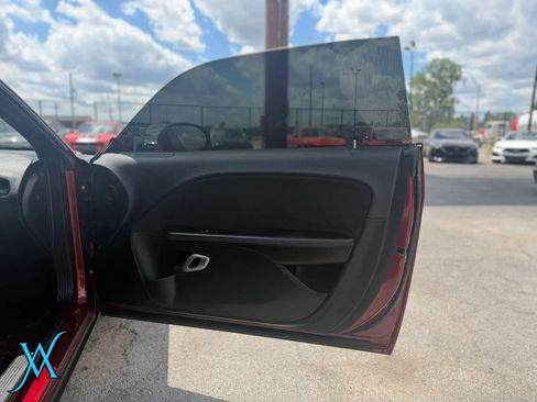 Used 2022 Dodge Challenger GT RWD image 15