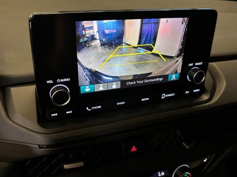Used 2023 Honda Accord EX image 13