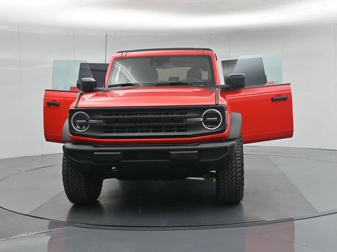 Certified 2022 Ford Bronco Base w/ Sasquatch Package image 32