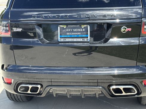 Used 2021 Land Rover Range Rover Sport SVR image 13