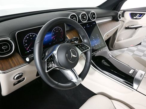 Certified 2024 Mercedes-Benz GLC 300 4MATIC image 6