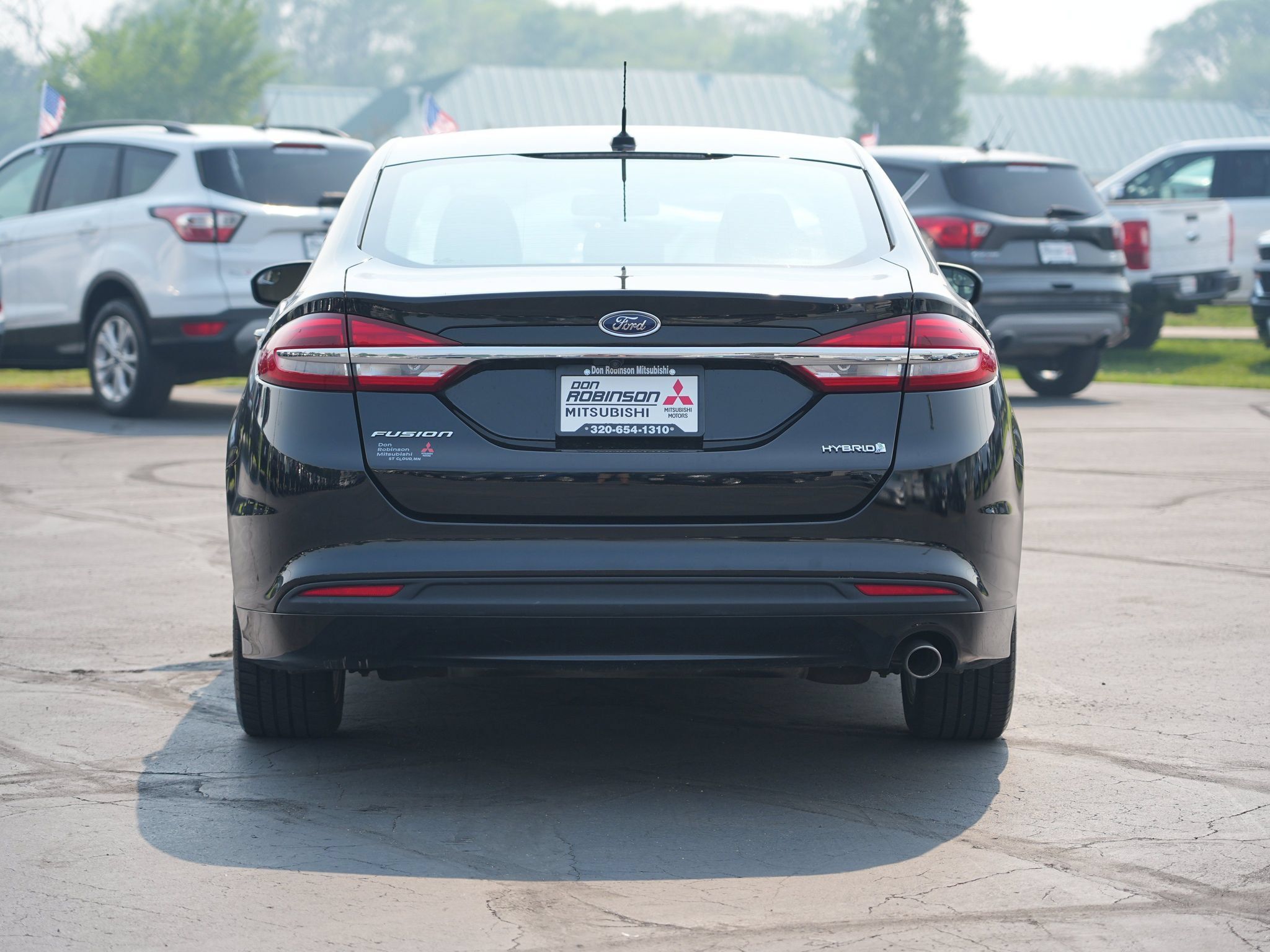 Used 2018 Ford Fusion S FWD image 4