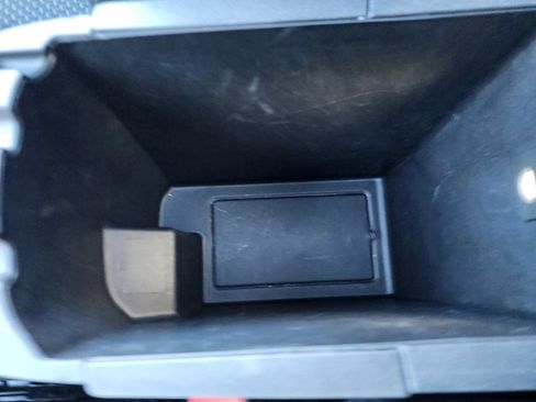 Used 2023 GMC Terrain SLE w/ Driver Convenience Package image 43