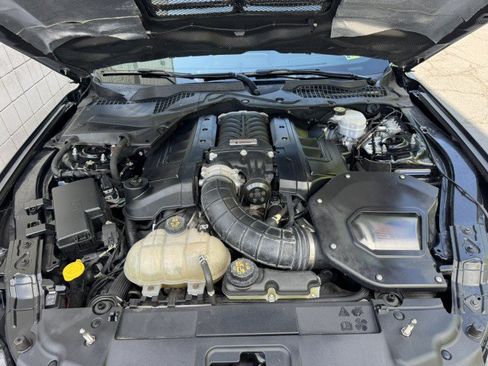 Used 2019 Ford Mustang GT w/ Black Accent Package RWD image 5