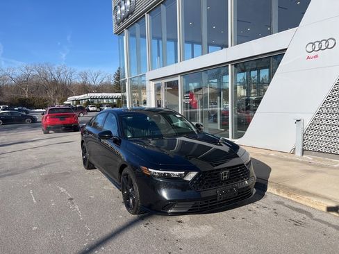 Used 2023 Honda Accord Sport image 5