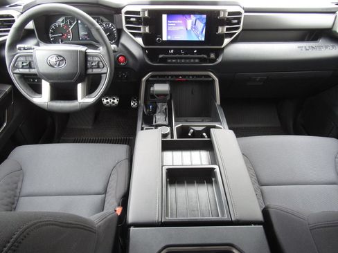 Certified 2026 Toyota Tundra SR5 w/ TRD Off-Road Package AWD/4WD image 33