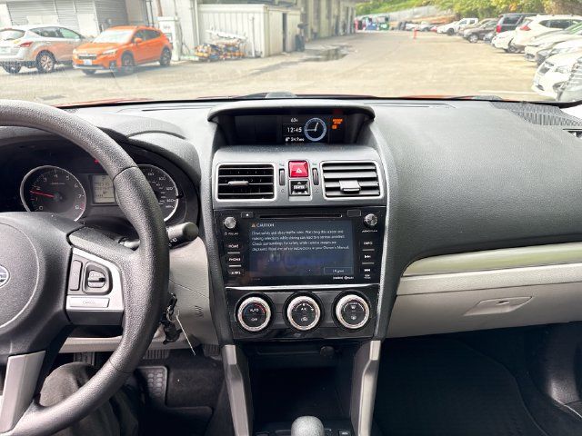 Used 2017 Subaru Forester 2.5i Premium w/ All-Weather Package AWD/4WD image 21