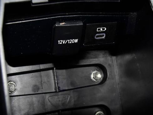 Used 2023 Toyota Corolla LE image 23