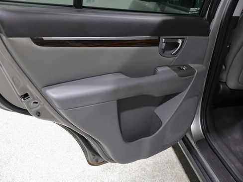 Used 2012 Hyundai Santa Fe GLS AWD/4WD image 18