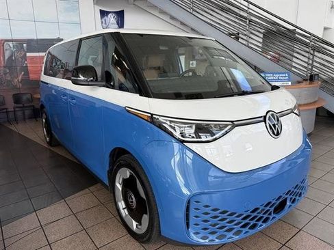 New 2025 Volkswagen ID. Buzz Pro S image 8