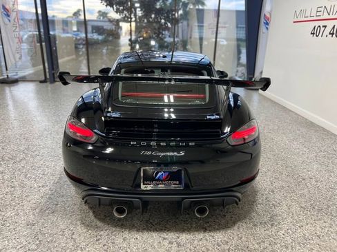 Used 2017 Porsche 718 Cayman S image 3
