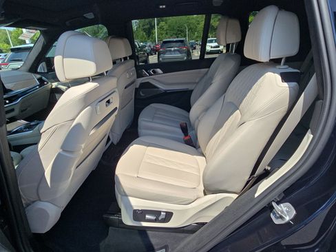 Used 2023 BMW X7 M60i w/ Executive Package AWD/4WD image 14
