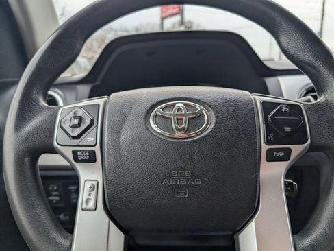 Used 2016 Toyota Tundra SR5 w/ SR5 Upgrade Package image 15