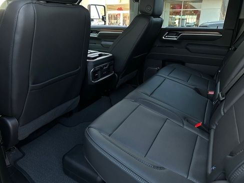 New 2026 GMC Sierra 2500 Denali w/ Denali Reserve Package image 14