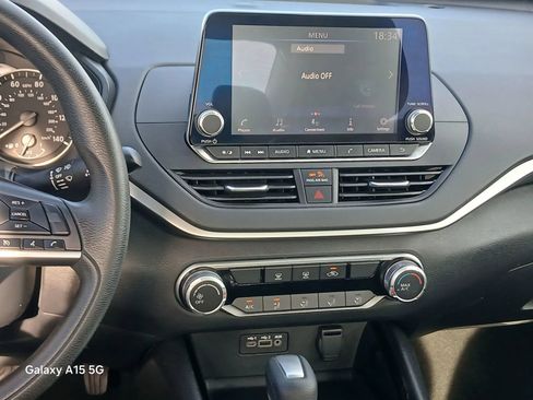 Used 2021 Nissan Altima 2.5 SV FWD image 26