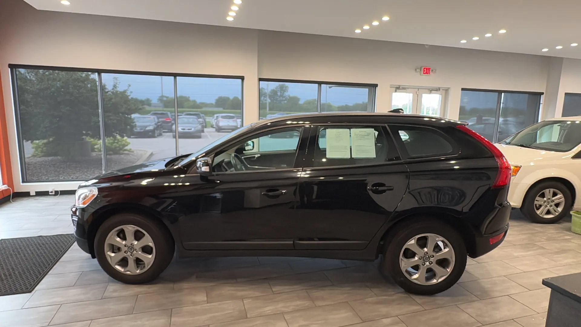 Used 2013 Volvo XC60 3.2 FWD image 12