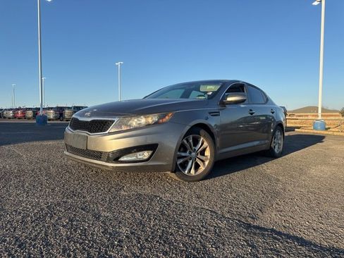 Used 2013 Kia Optima EX w/ Premium Pkg image 2