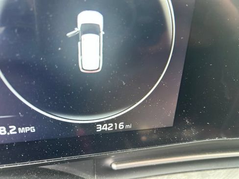 Used 2024 Kia Carnival SX FWD image 8