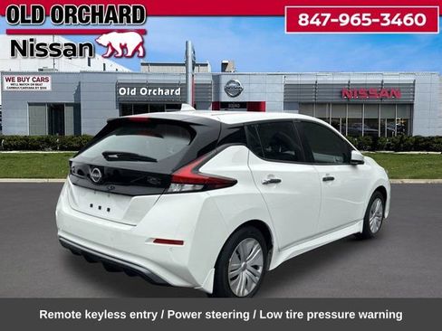Used 2024 Nissan Leaf S image 6